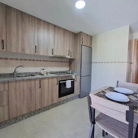 Ven A O Y Descubre Su Patrimonio Y Gastronomia Apartment Carballino